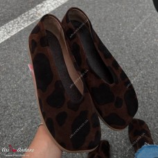 25_136_Covallino_D_Brown_Z